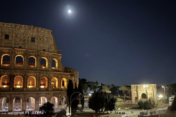 colosseum-by-night
