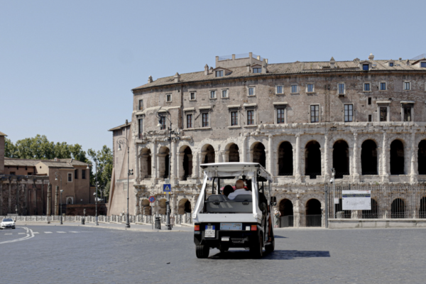 golf-cart-tour-teatro-marcello